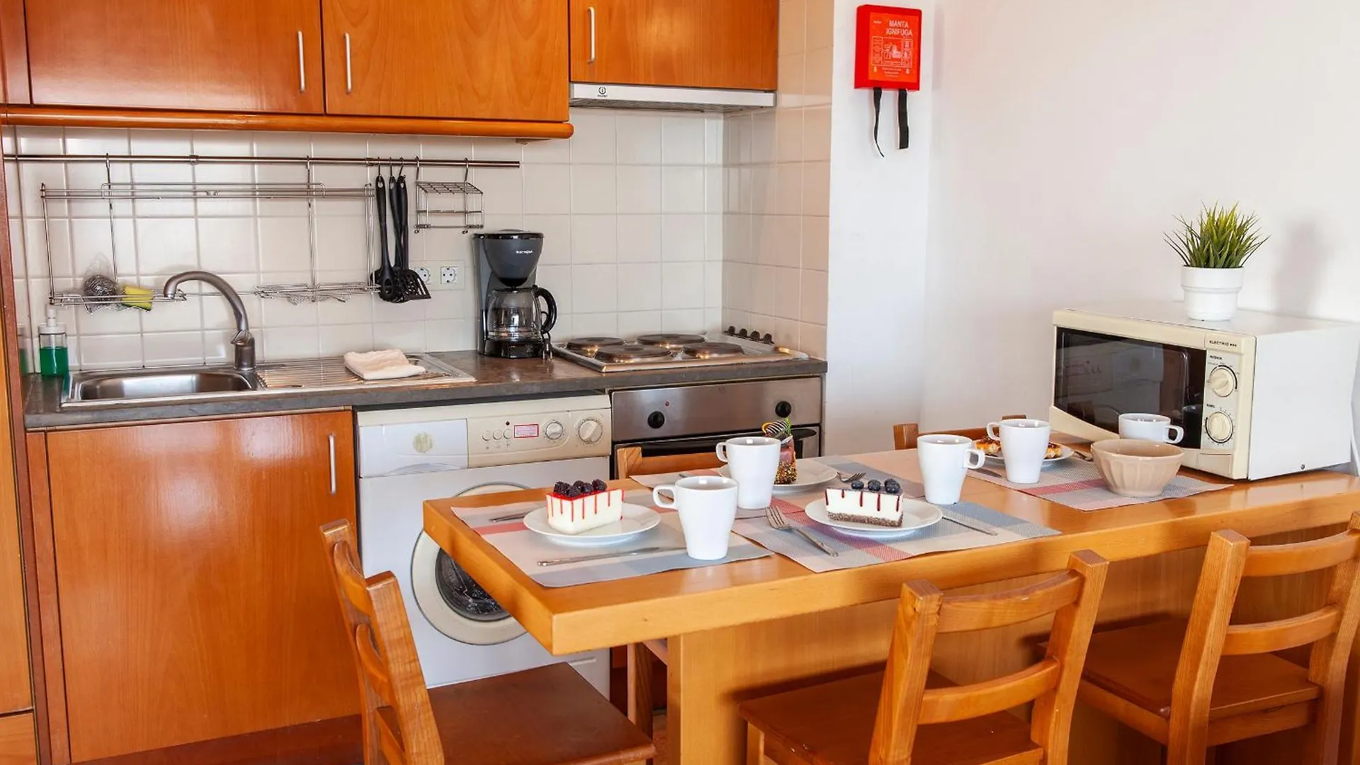 A11 - Marinapark Hill Beach Apartment Lagos 0*,  Portugal