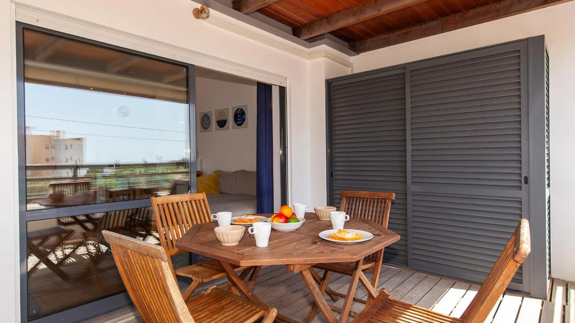 A11 - Marinapark Hill Beach Apartment ラゴス