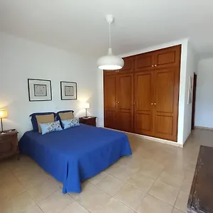 Apartamento Amarelinha, Lagos