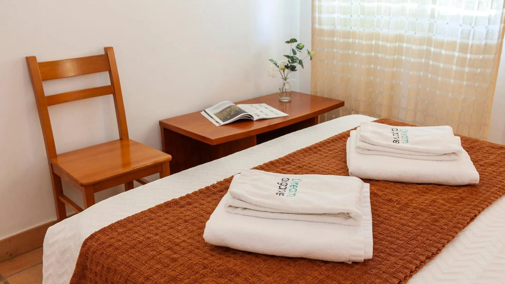 A11 - Marinapark Hill Beach Apartment Lagos