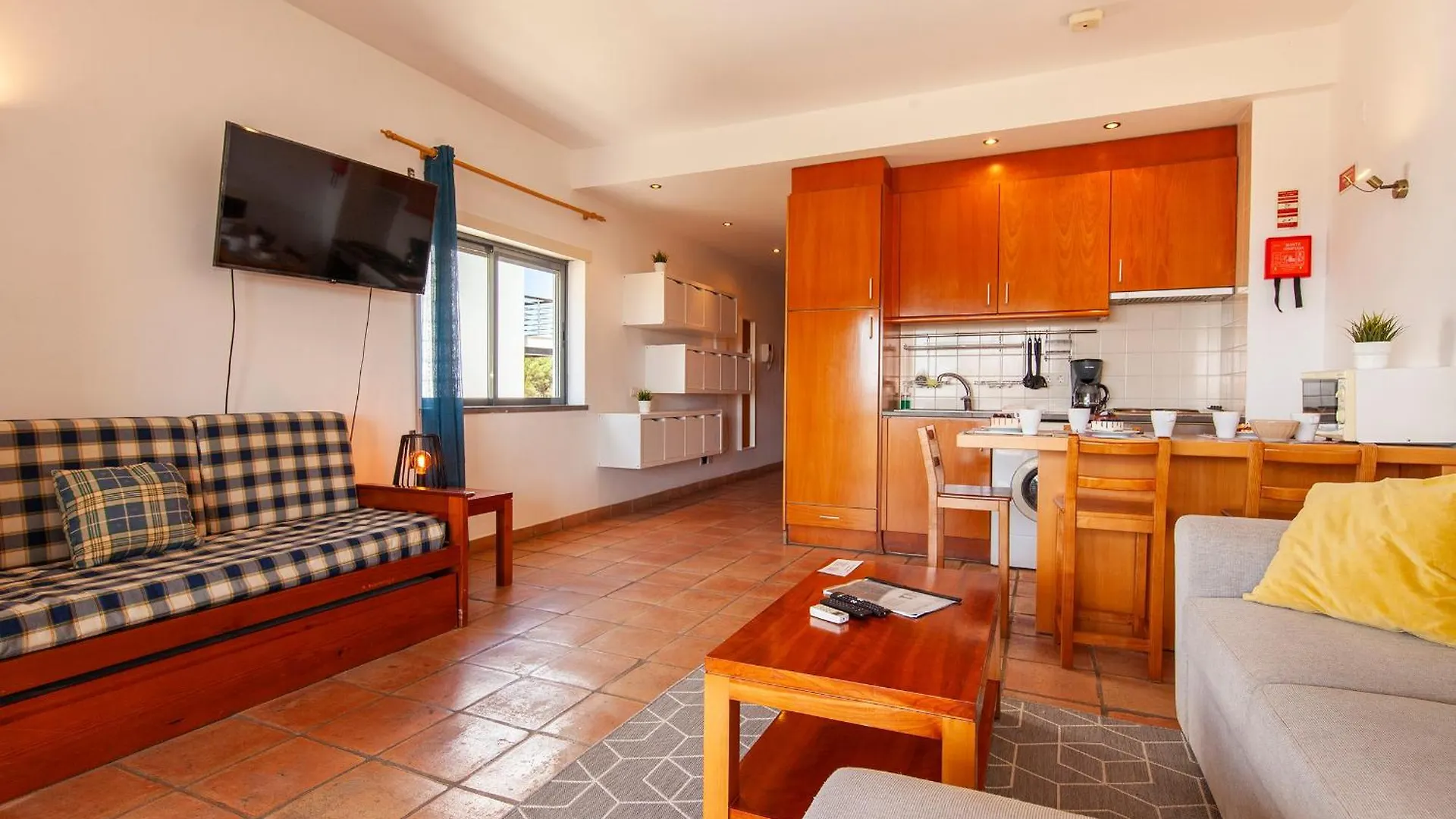 A11 - Marinapark Hill Beach Apartment ラゴス